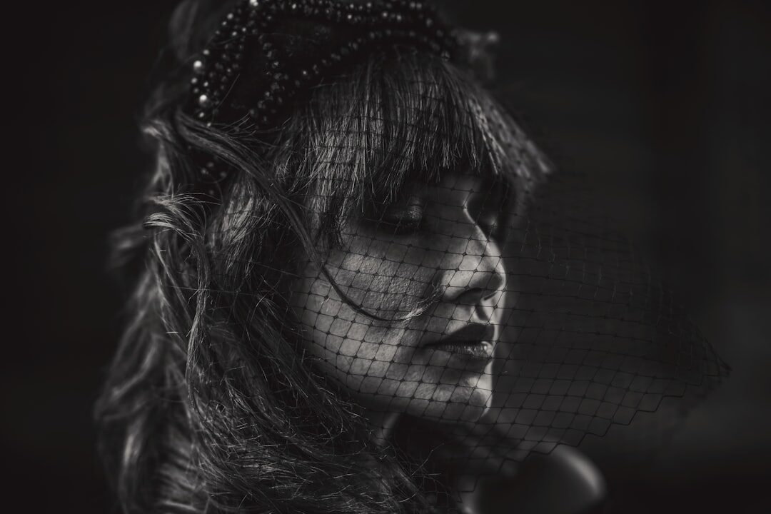 Smuteční oblečení: Jak vybrat vhodný outfit